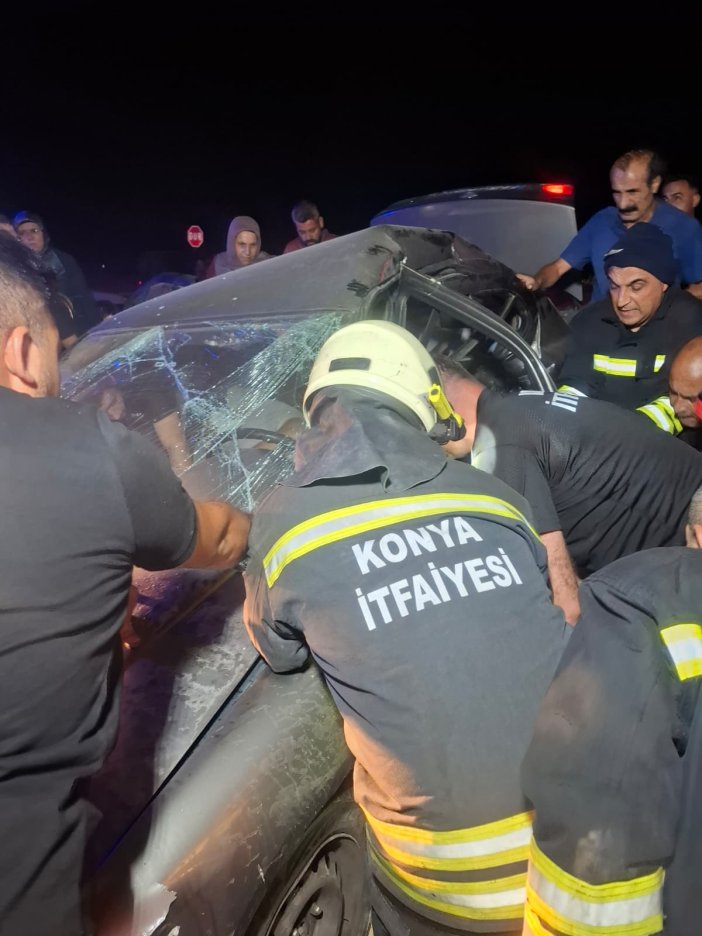 yeni-konya-antalya-kara-yolunda-kaza-2si-agir-4-yarali-003.jpeg