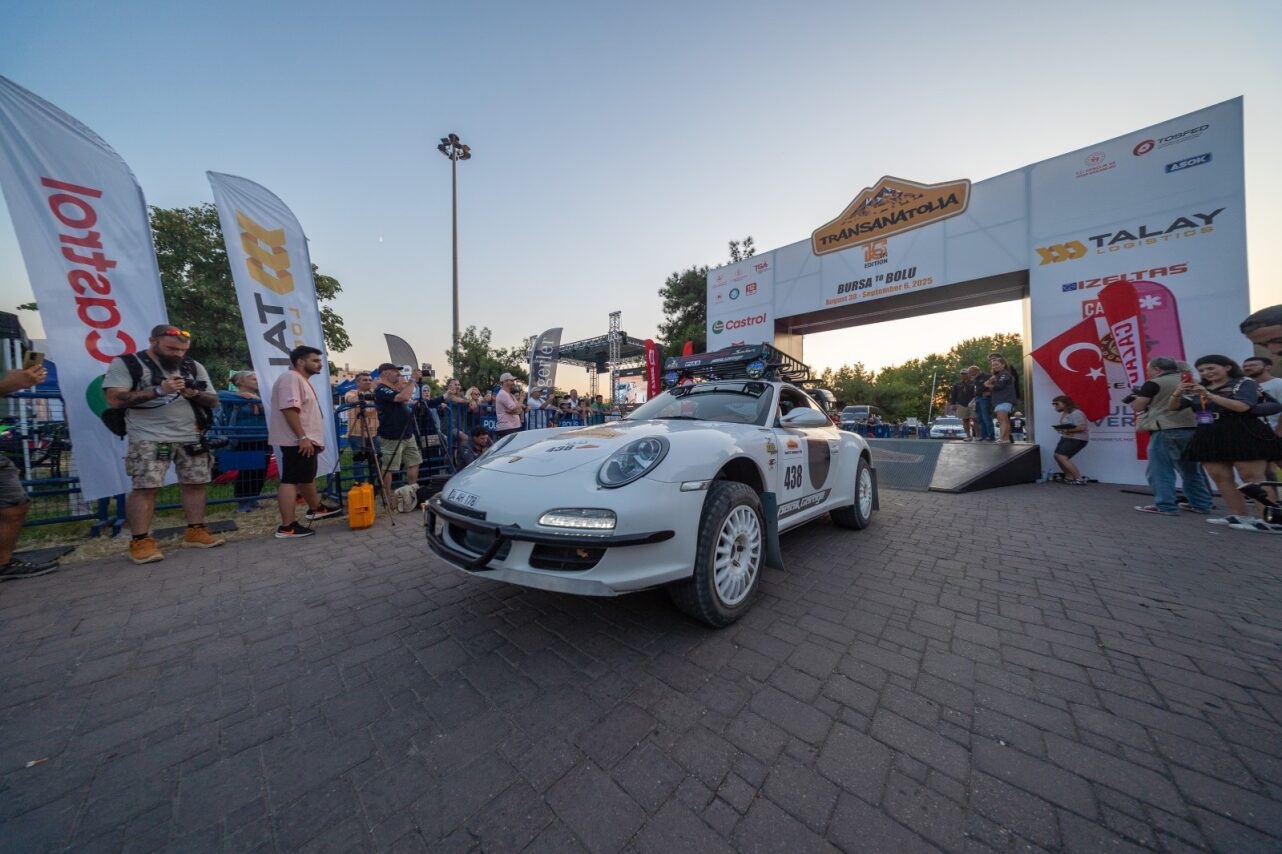 konya-parkurundan-gecen-transanatolia-rallisi-tamamlandi-002.jpg