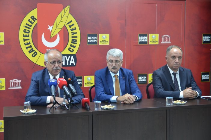 mhp-genel-baskan-yardimcisi-kalayci-konya-gazeteciler-cemiyetinde.jpg