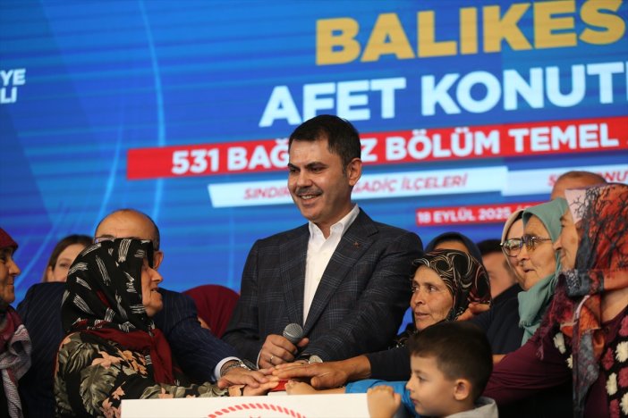 bakan-kurum-konutlari-1-yil-icinde-teslim-edecegiz.jpg