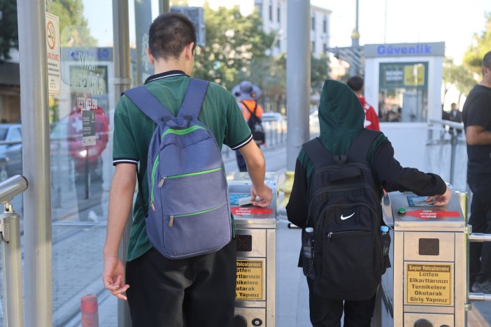 konyada-universite-ogrencilerine-ucretsiz-ulasim-mujdesi-002.jpg