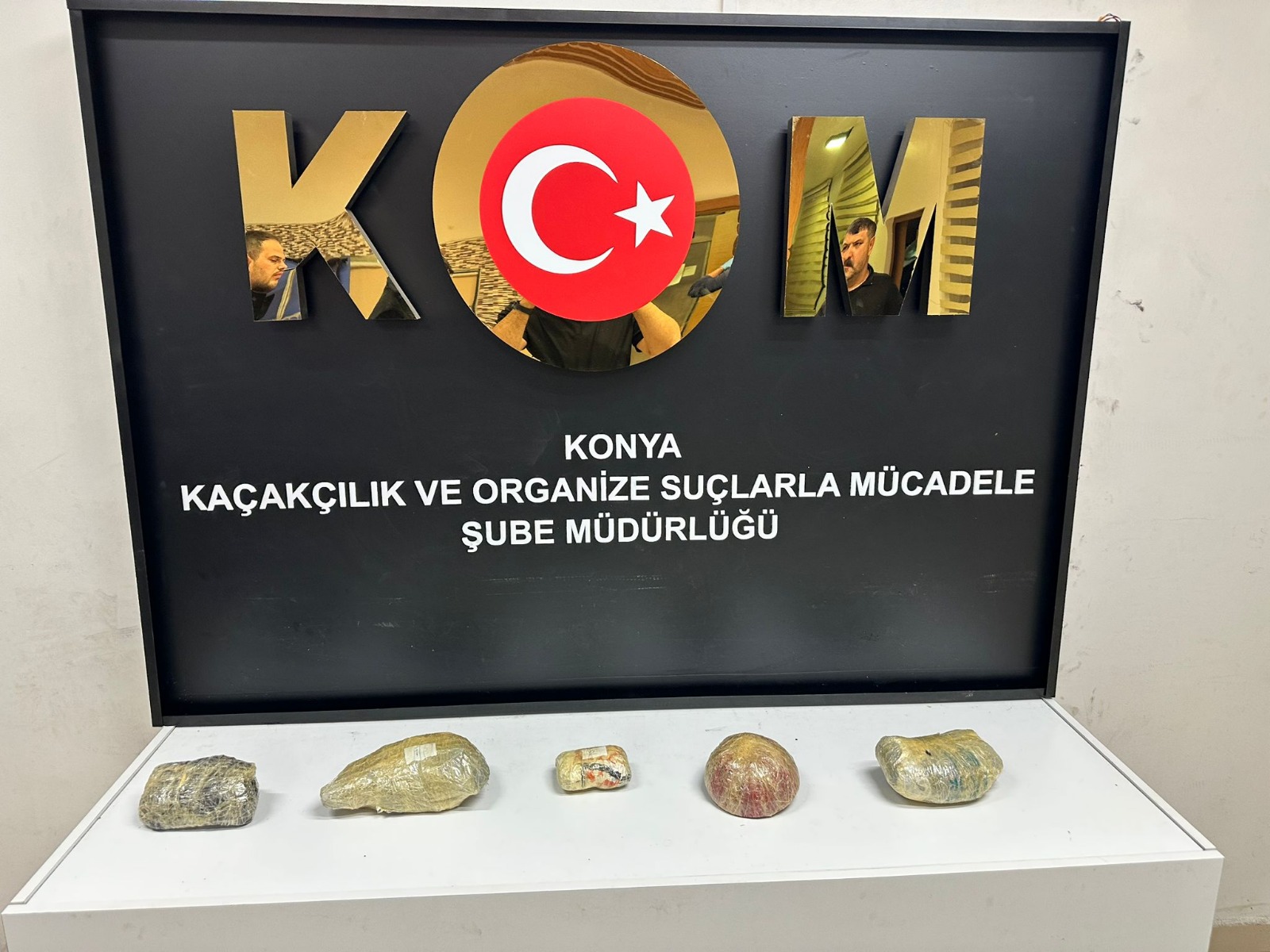 konyada-dev-operasyon-binlerce-tarihi-eseri-yurt-disina-kaciracaklardi-001.jpeg