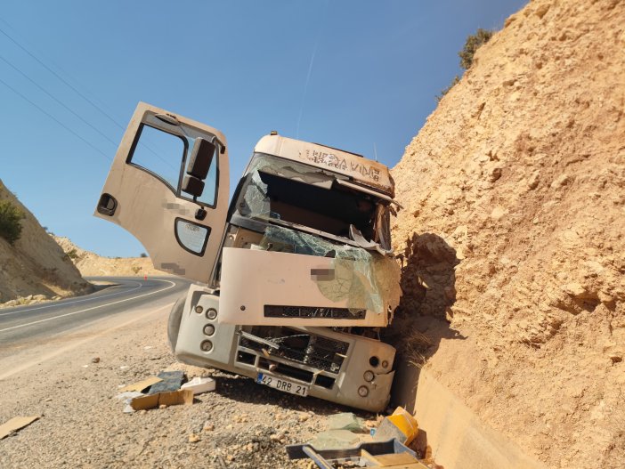 freni-bosalan-konya-plakali-vinc-kayaliklara-carpti-1-olu-1-yarali-002.jpg