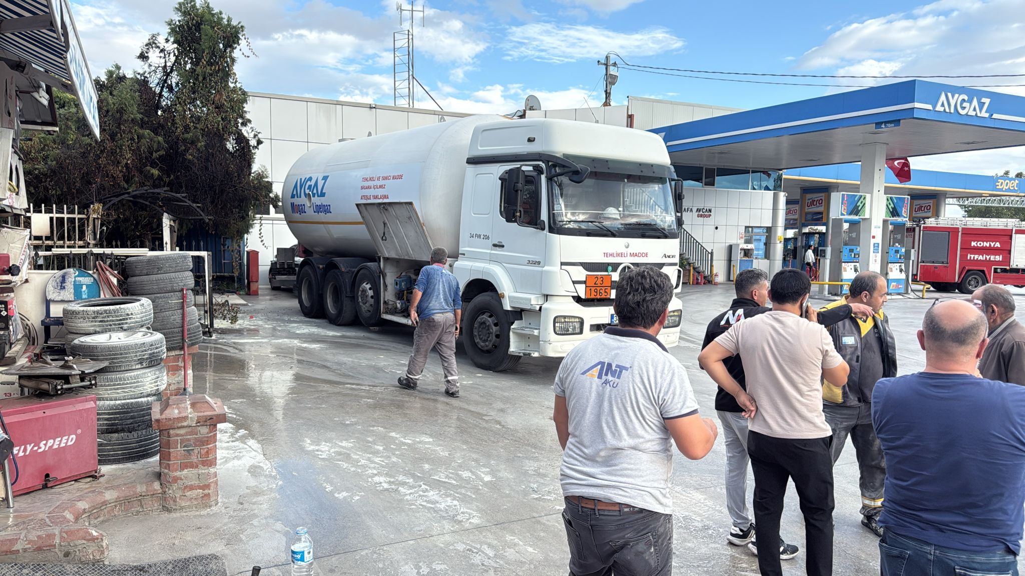 konyada-akaryakit-istasyonunda-faciadan-donuldu-001.jpeg