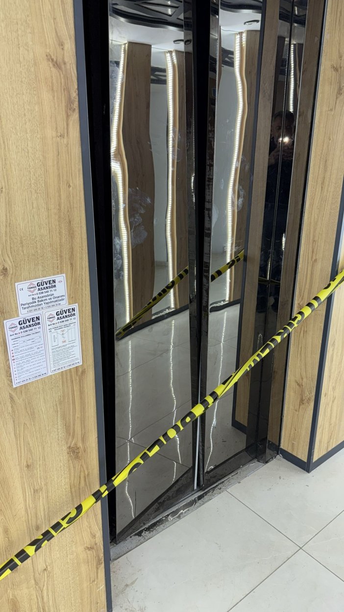 asansor-halati-koptu-27-yasindaki-kadin-hayatini-kaybetti-003.jpg