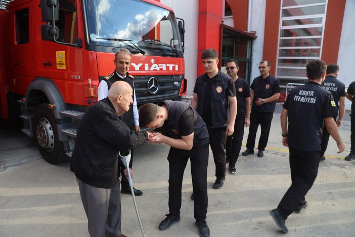 konya-itfaiyesinin-efsane-muduru-92-yasinda-eski-gunleri-yad-etti-006.jpg