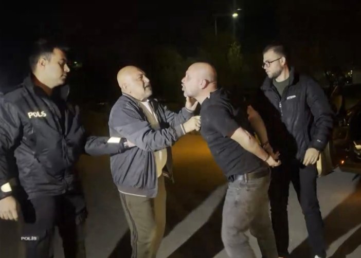 polise-ve-gazetecilere-tehditler-savurdu-rusvet-teklif-etti-002.jpg