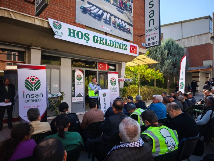 dayanisma-agi-buyuyor-insan-dernegi-konyada-yeni-subesini-acti-002.jpeg