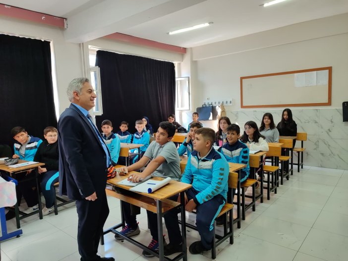 konya-il-milli-egitim-muduru-murat-yigit-okul-ziyaretlerinde-bulundu-001.jpeg
