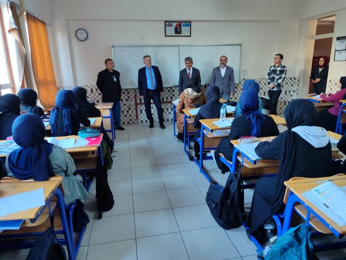 konya-il-milli-egitim-muduru-murat-yigit-okul-ziyaretlerinde-bulundu-004.jpeg