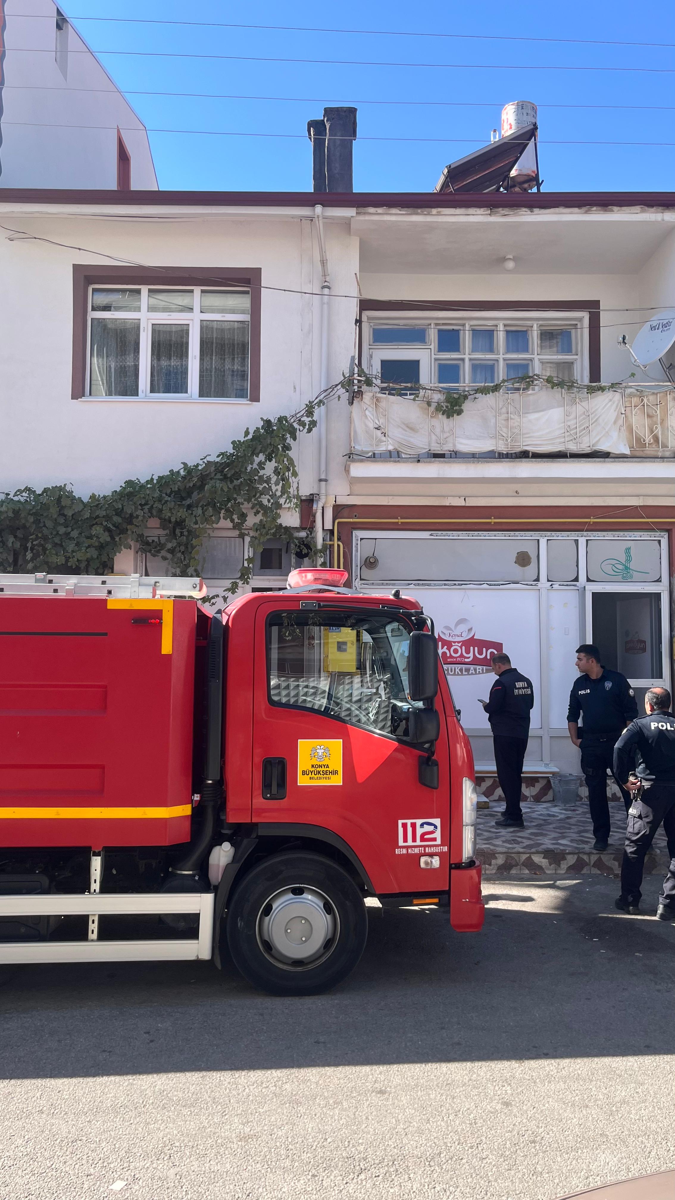 konyada-bir-is-yerinde-yangin-cikti.jpg