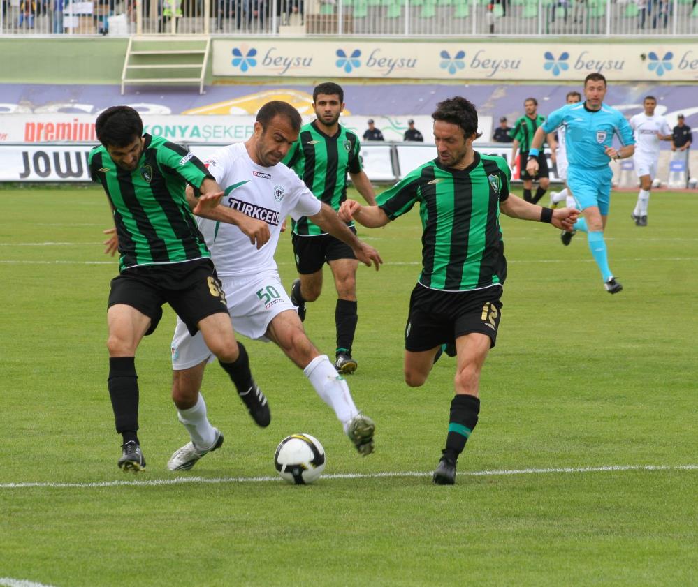 konyaspor-16-sezon-sonra-kocaelisporu-konuk-edecek-001.jpg