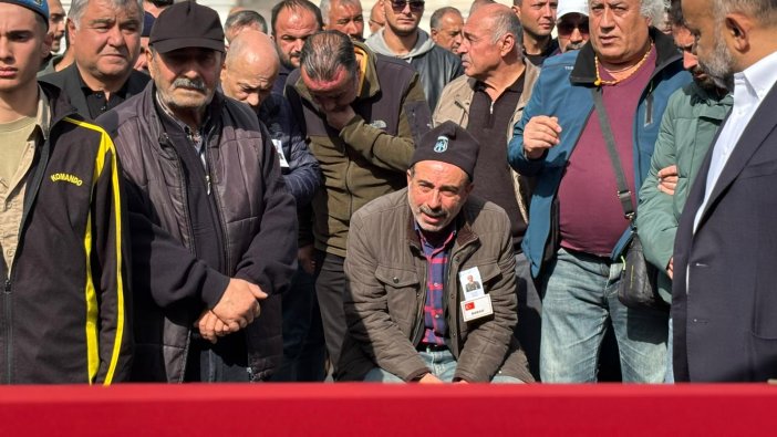 balikesirdeki-saldirida-hayatini-kaybeden-uzman-cavus-kemal-ekri-ankarada-topraga-verildi-ailesi-ekrinin-irak-suriye-ve-libyadaki-gorevlerini-hatirlatarak-sokakta-terorden-daha-tehlikeli-insanlar-var-dedi.jpg