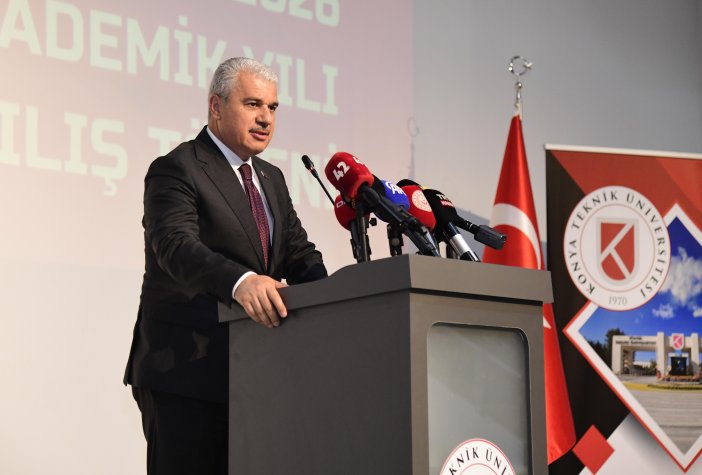 konyada-universite-acilisina-bakan-goktas-damgasi-005.jpg