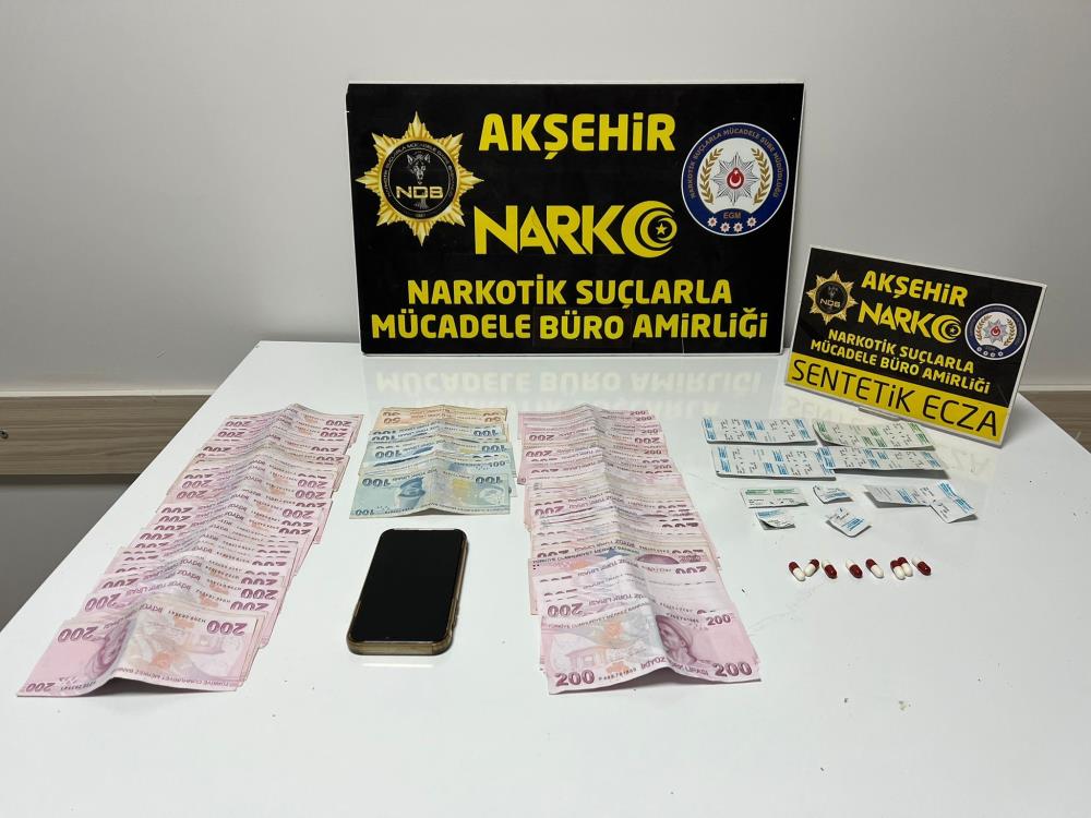 konyada-uyusturucu-ve-para-ele-gecirildi.jpg
