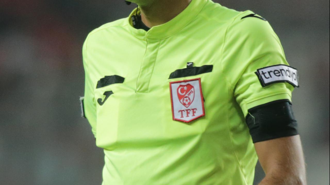 turk-futbolunda-deprem-152-hakemin-bahis-oynadigi-ortaya-cikti-001.jpg