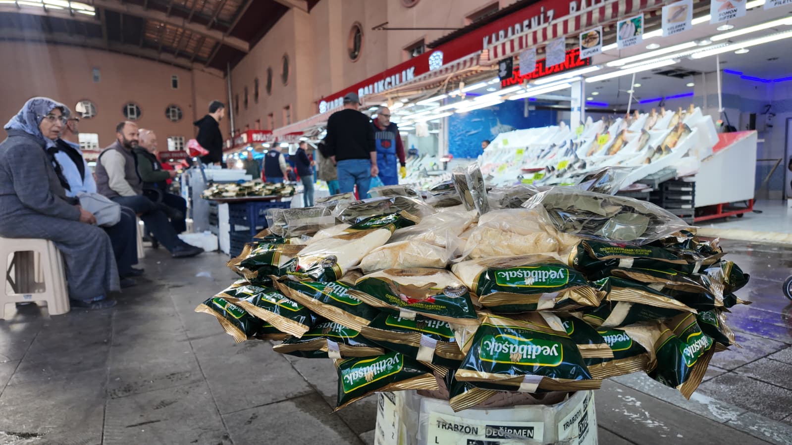 konyada-balik-tezgahlari-bereketlendi-fiyatlar-dustu-006.jpeg