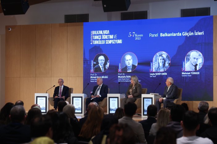 konya-balkanlarda-turkcenin-kalbi-oldu-001.jpg