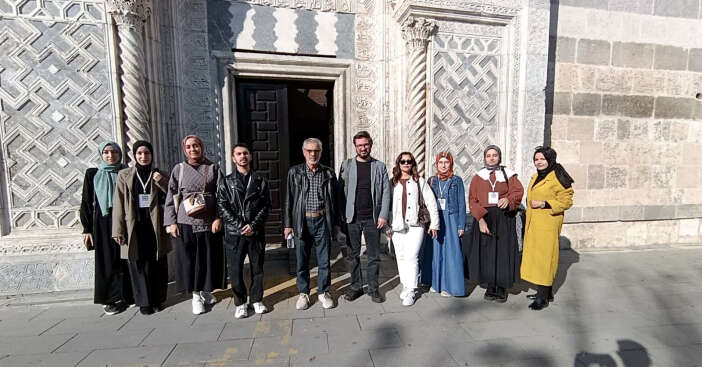 konyada-selcuklu-medeniyetinin-izlerine-yolculuk