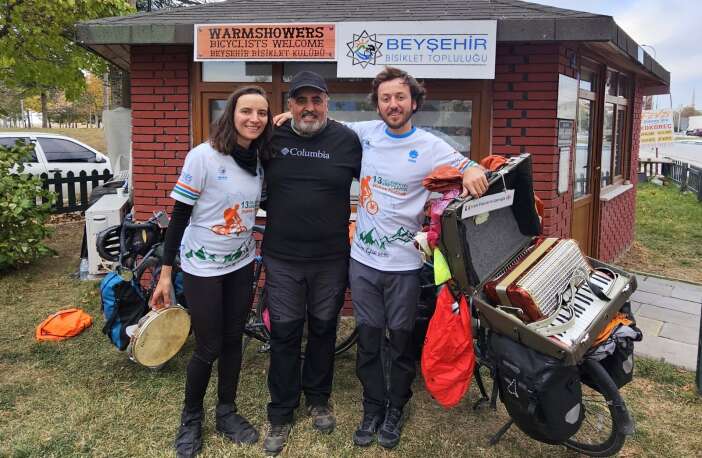 whatsapp-image-2025-11-14-at-13-37-16-1