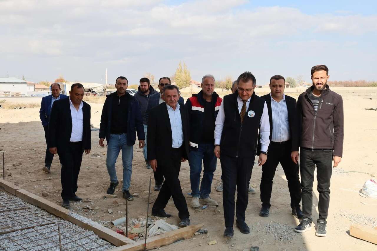 konyanin-2-buyuk-mahallesinde-toki-konutlari-yukseliyor-karapinar-hotamis-islik