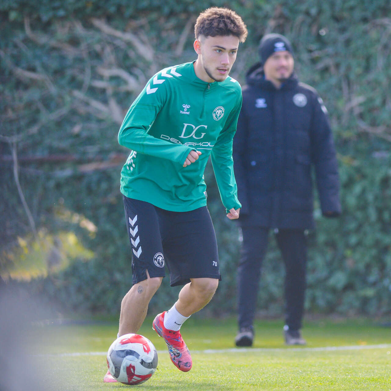 konyaspor-milli-arada-yogun-calisiyor