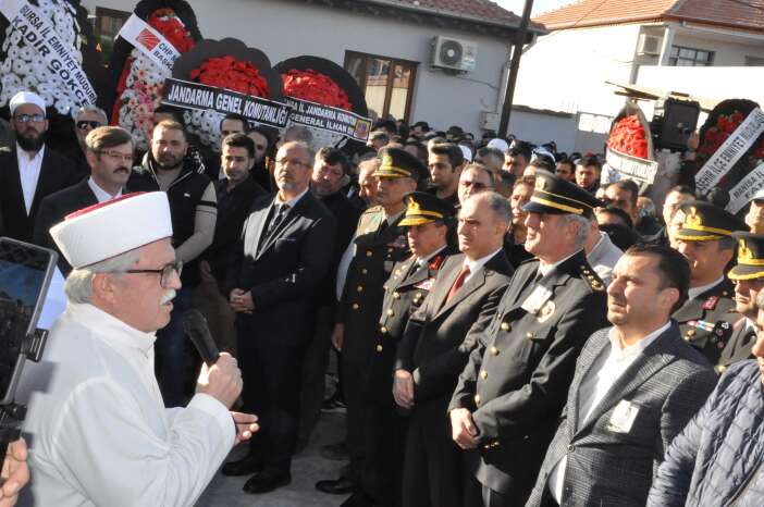 tir-kazasinda-sehit-olan-polis-memuru-ali-baruta-veda