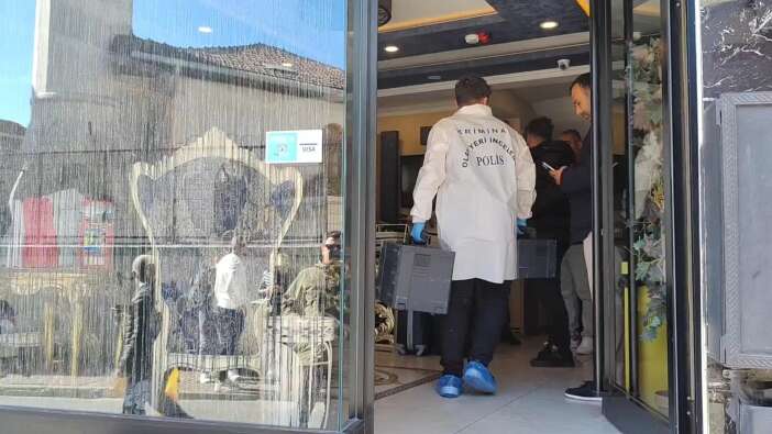 otelde-her-gun-bir-kisi-zehirleniyor-gizemli-sir-ne