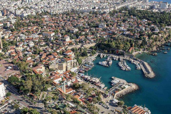 turk-rivierasinin-kalbi-konyali-kaymakama-emanet