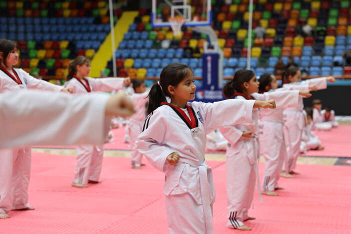 turkiyenin-en-buyugu-olacak-konyada-aciliyor