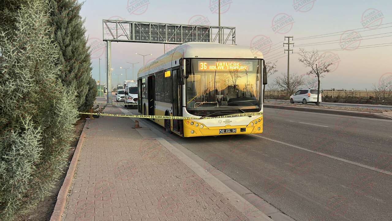 konyada-otobuste-saldiri-esinin-yaninda-bicaklandi