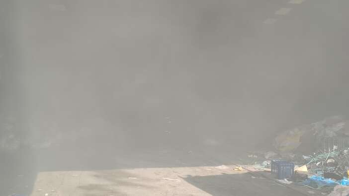 geri-donusum-fabrikasinda-yangin-panigi