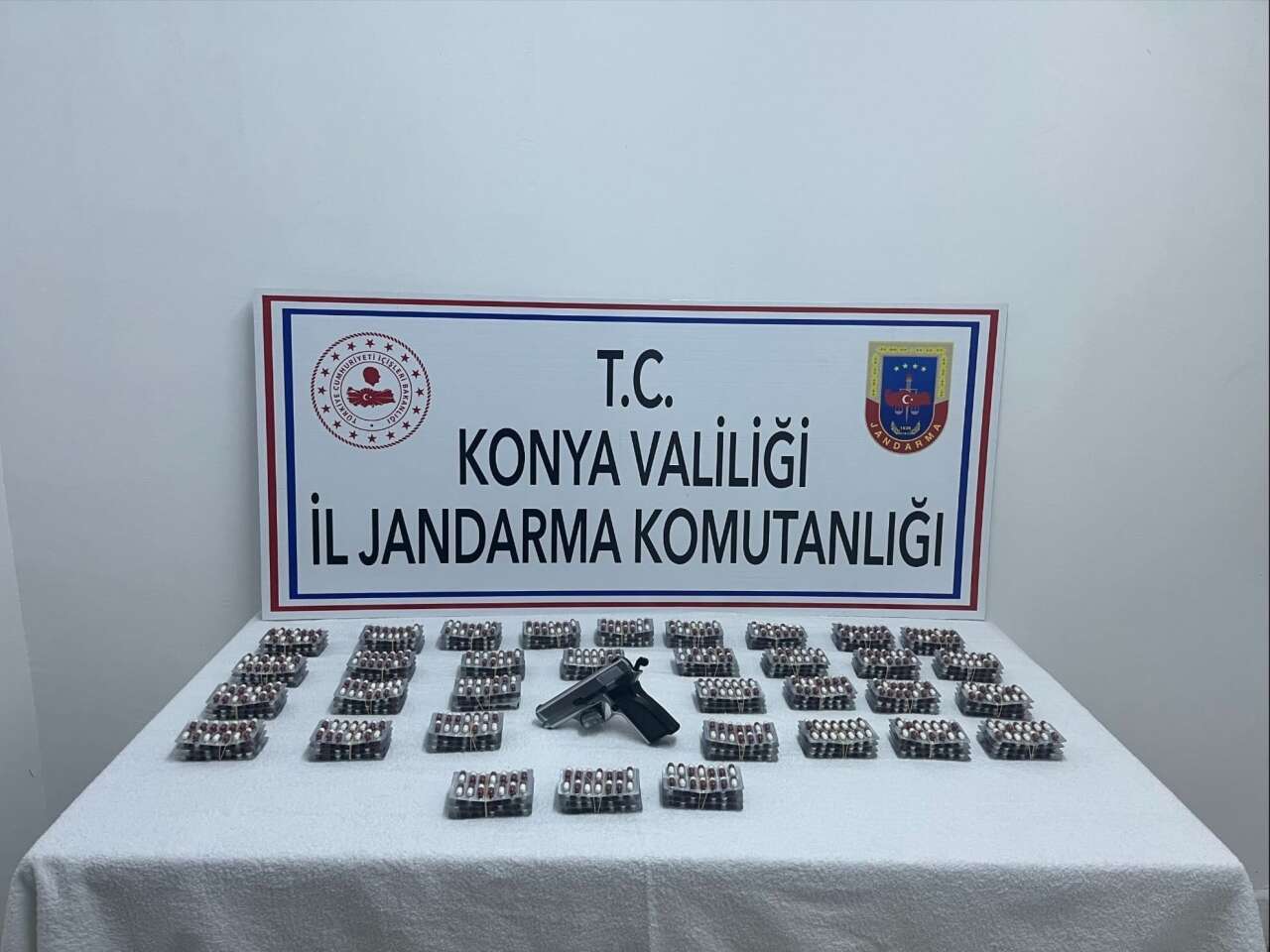 konyada-uyusturucu-tacirlerine-gecit-yok-3-kisi-tutuklandi
