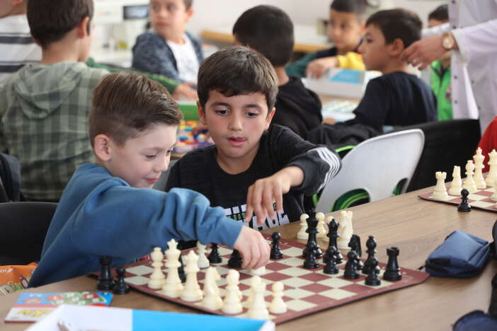 konyali-gencler-gelecege-komekle-hazirlaniyor