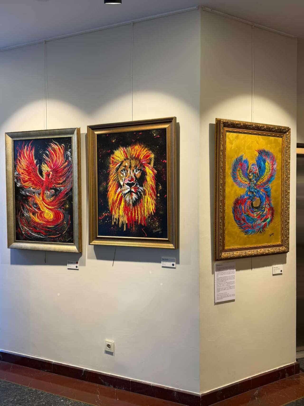 kullerinden-dogan-umut-sergisi-sanatseverlerle-bulustu