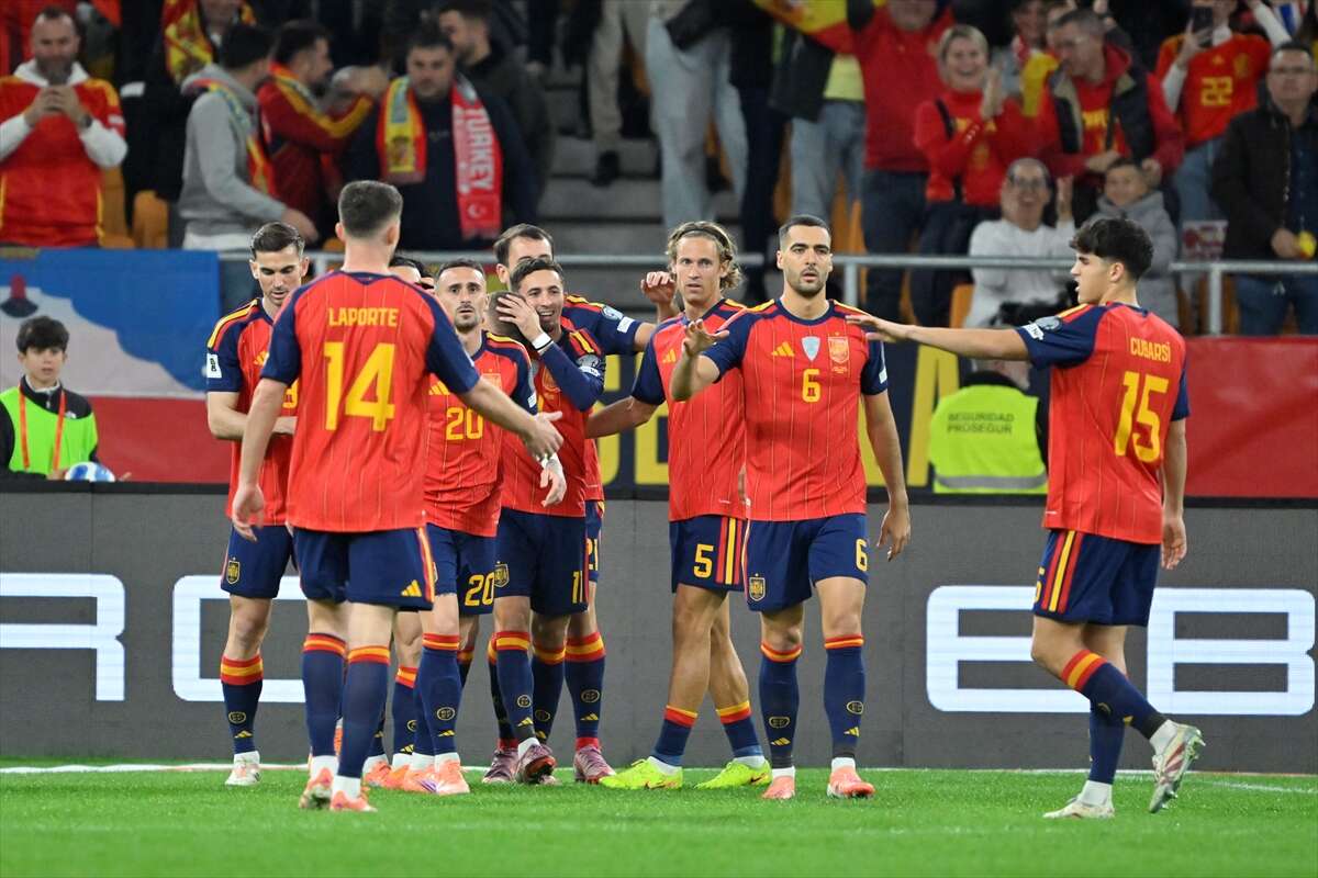 ispanyollarin-arda-guler-hayranligi-pankartlara-yansidi