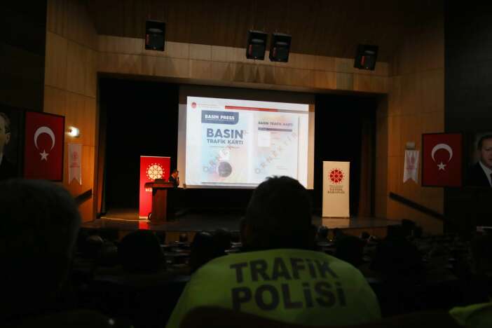 karamanda-emniyet-ve-jandarmaya-basin-karti-sahteciligi-uyarisi