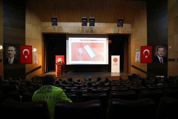 karamanda-emniyet-ve-jandarmaya-basin-karti-sahteciligi-uyarisi