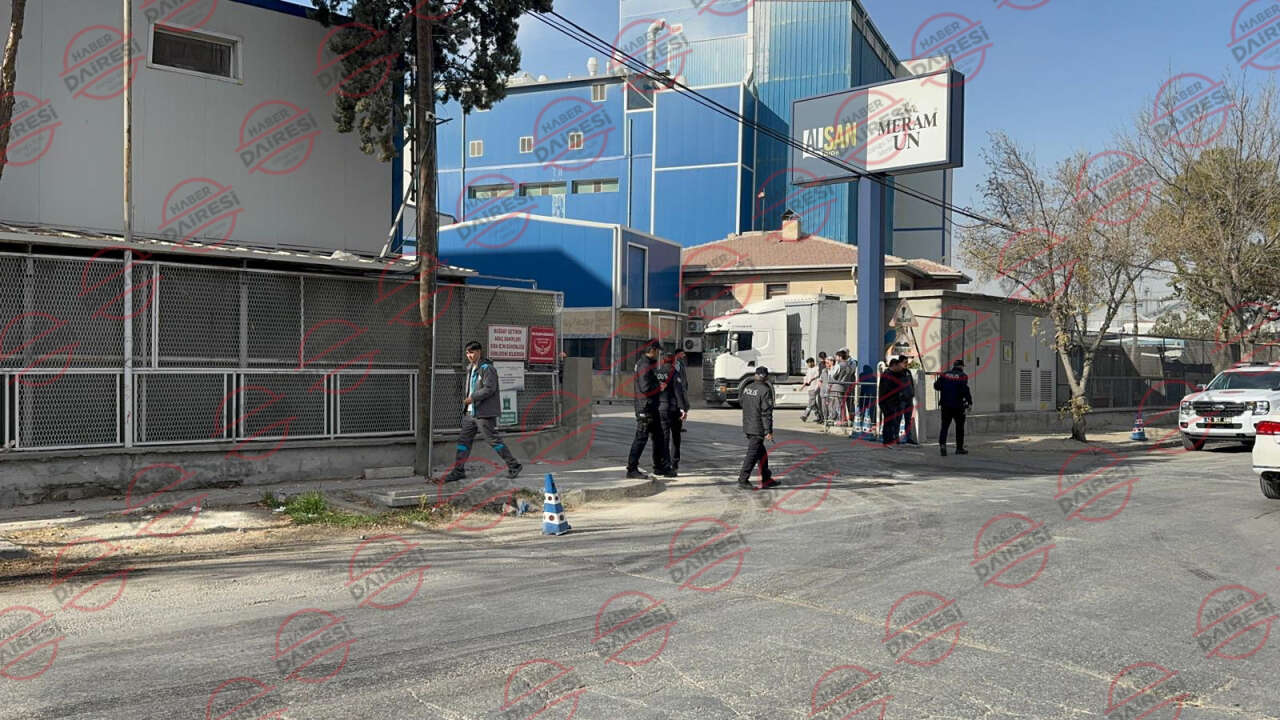 konyadaki-sanayi-sitesinde-patlama-yasandi-meram-un-fabrikasi