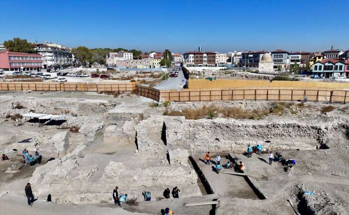 konyanin-kalbinden-selcuklu-doneminin-guc-simgeleri-cikti