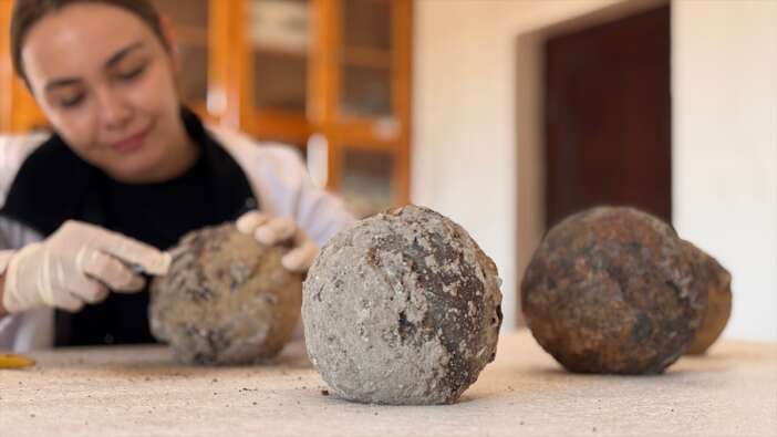 konyanin-kalbinden-selcuklu-doneminin-guc-simgeleri-cikti