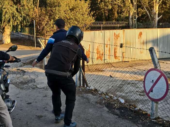 4-mahallede-yapilan-operasyonda-20-kisi-gozaltina-alindi