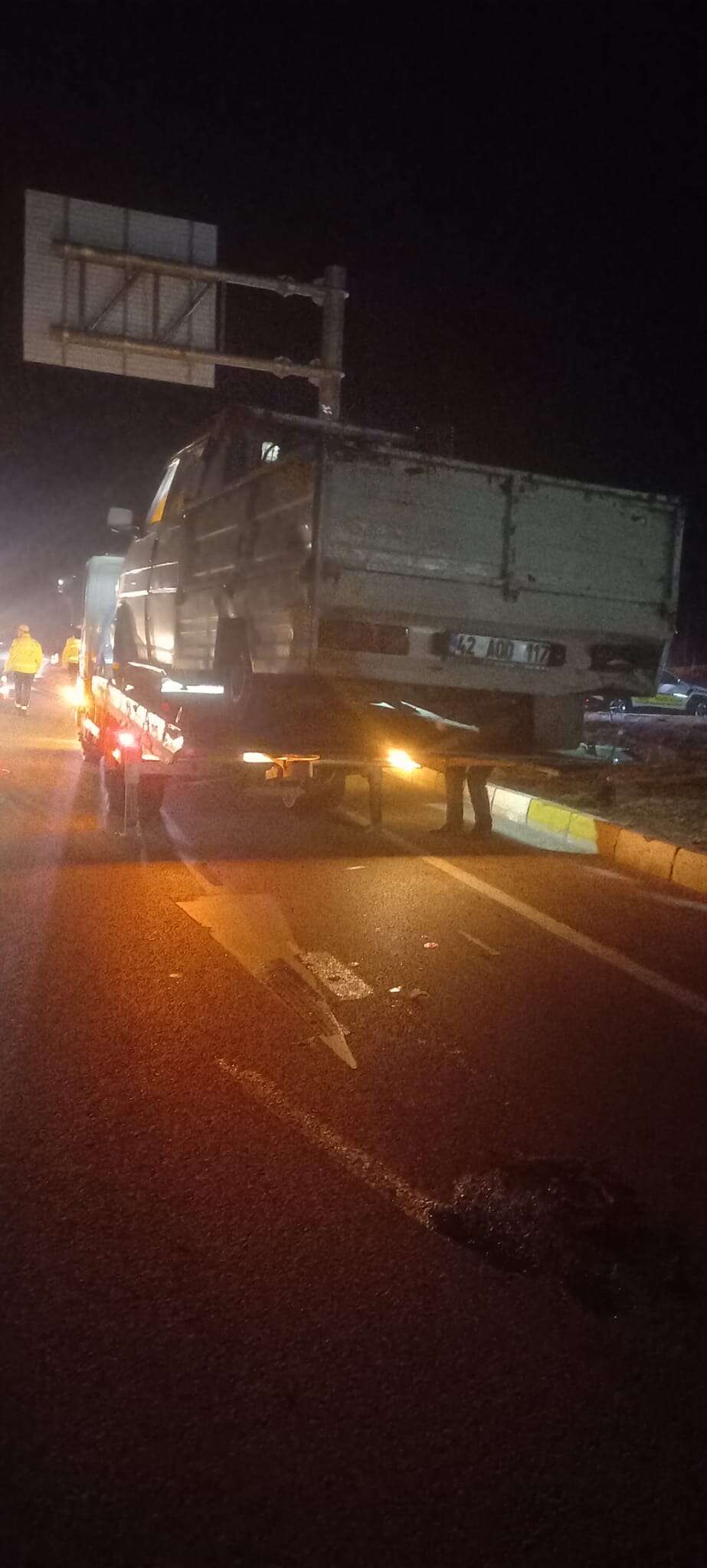 konyada-kamyon-ile-ticari-arac-carpisti-1-olu