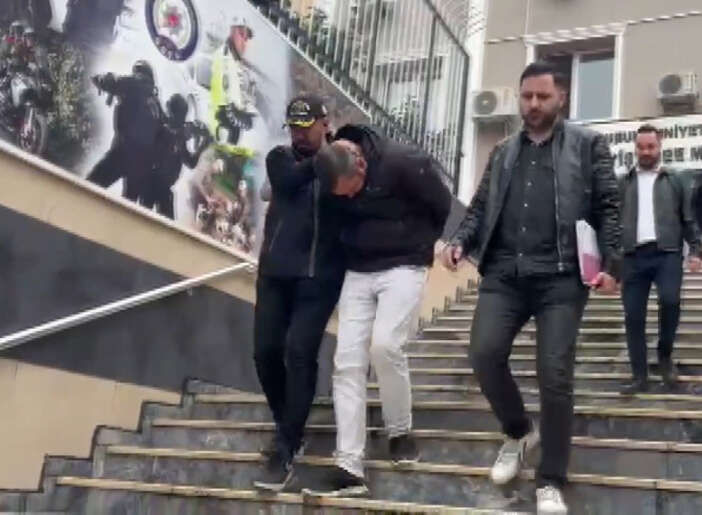 38-atmyi-soyan-zanlinin-rahatligi-kameralara-yansidi