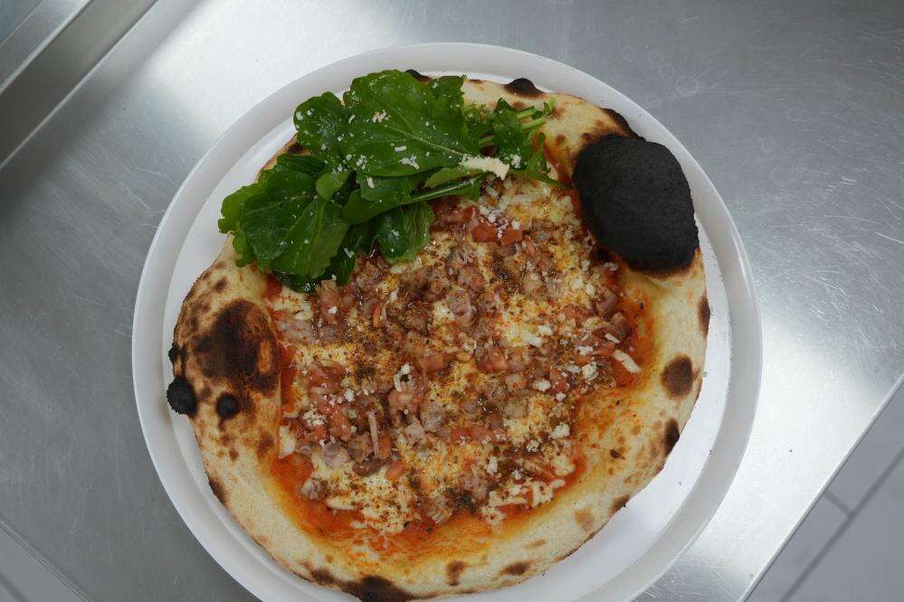 genc-sef-kokorecli-pizzayla-avrupaya-meydan-okuyor