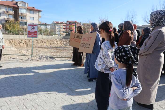 konyada-karisina-sinirlenip-apartmani-patlatmisti-evsiz-kalan-komsular-isyan-etti