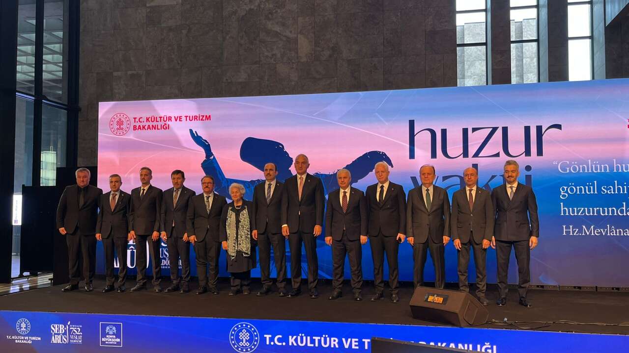 seb-i-arus-tanitiminda-bakan-ersoydan-dunya-capinda-mevlana-vurgusu