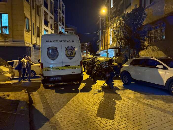 aa-20251121-39771924-39771922-zeytinburnunda-is-yerindeki-silahli-kavgada-2-kisi-oldu-1-kisi-yaralandi