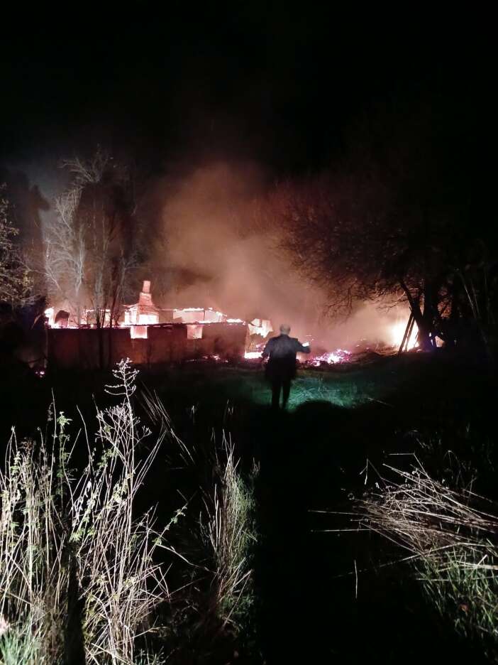 faciadan-geriye-kuller-kaldi-huseyin-karakas-alevlerin-icinden-kacamadi