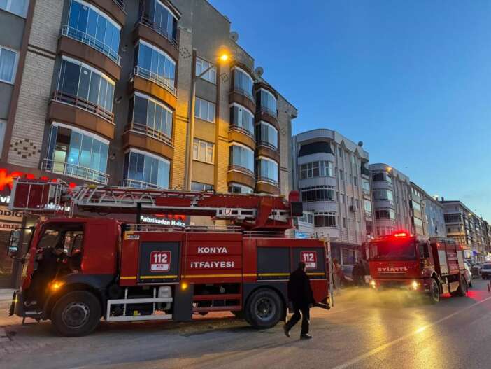 konyada-apartman-dairesinde-yangin-panigi